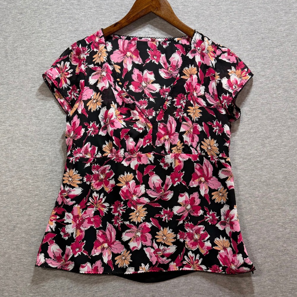 Studio by Liz Claiborne Floral Blouse Womens M Pink Black V-Neck Cottagecore
